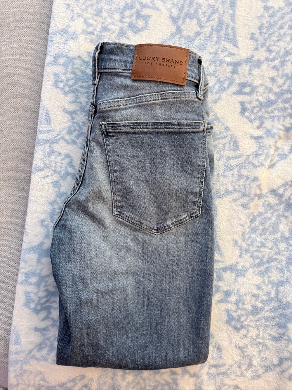 Lucky Brand Medium Blue High Rise Skinny Jeans